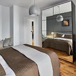 Apartament Żoliborz Arkadia by Renters Prestige